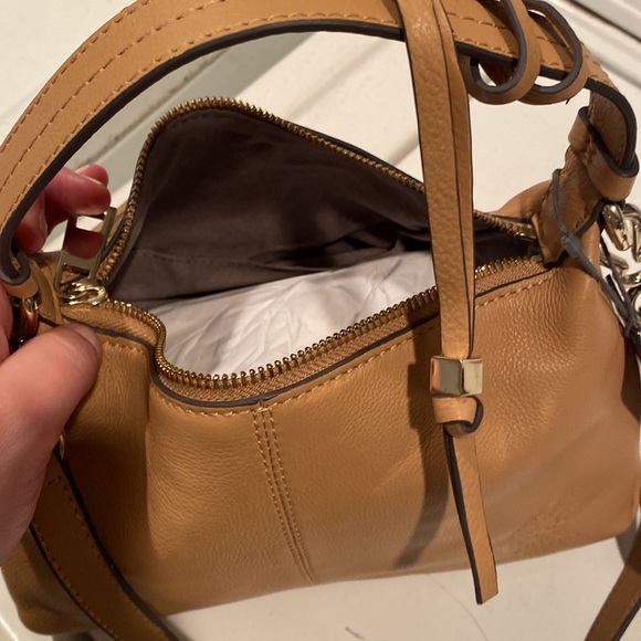 NWT Vince Camuto Corin Crossbody in Toffee Cream - Picture 9 of 9